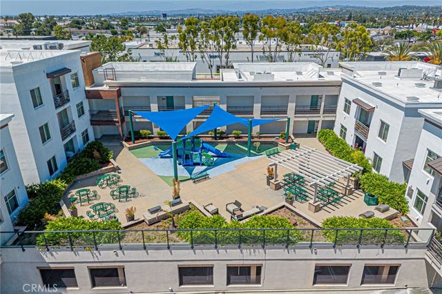 7082 Stanton, Buena Park, CA 90621