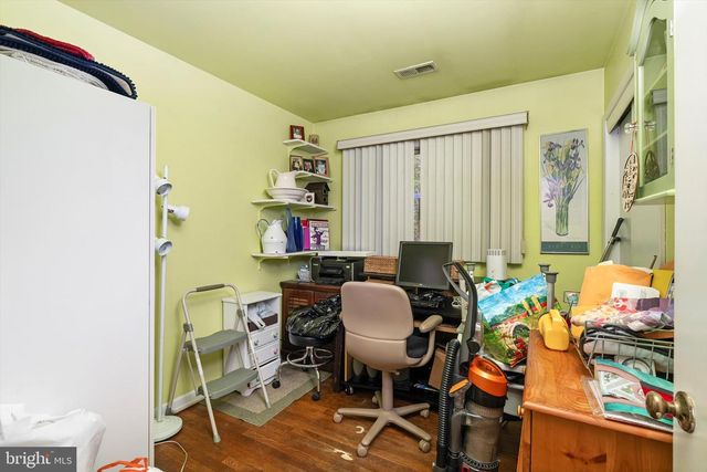 239 BAKERS BASIN RD, Trenton, NJ 08648