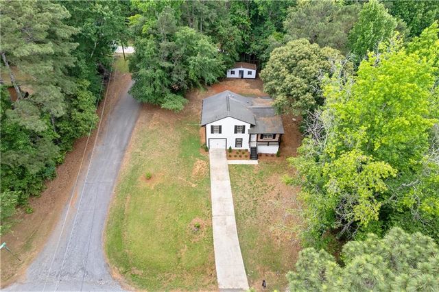 216 Highland Drive, Mcdonough, GA 30253