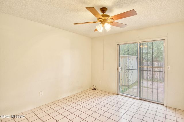 1948 W Amy Drive, Tucson, AZ 85705
