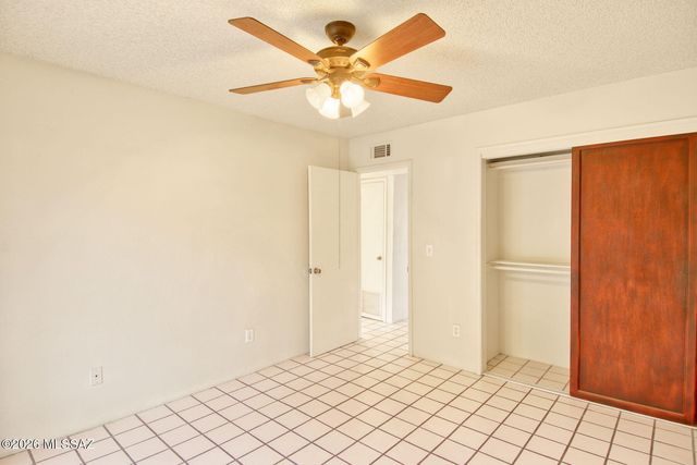 1948 W Amy Drive, Tucson, AZ 85705