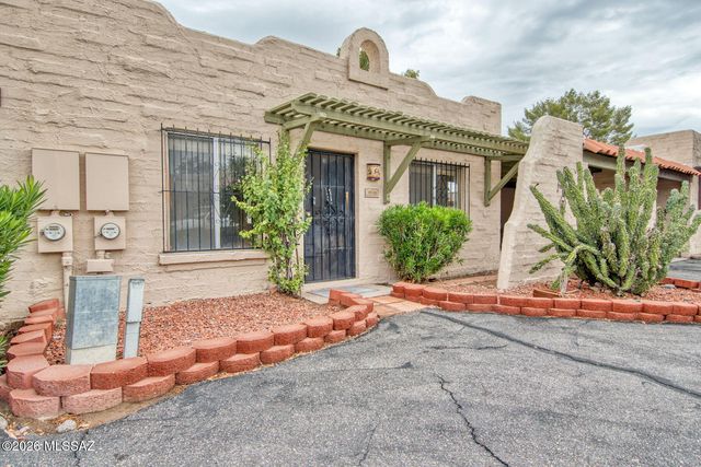 1948 W Amy Drive, Tucson, AZ 85705