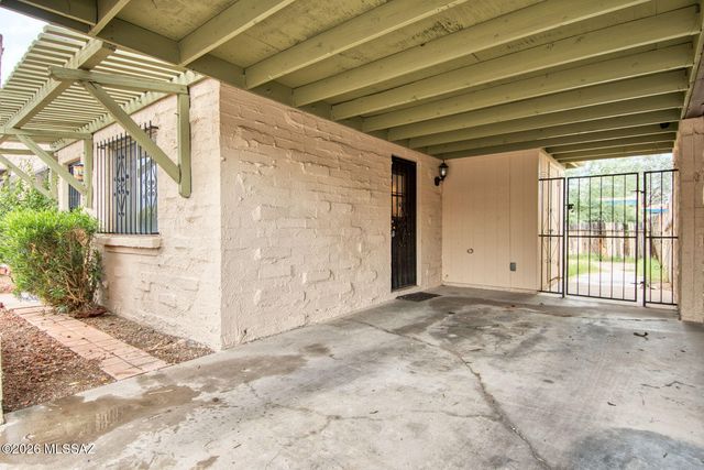 1948 W Amy Drive, Tucson, AZ 85705
