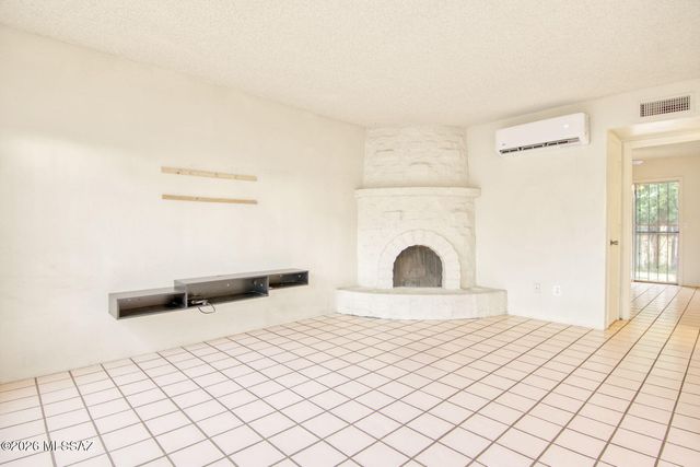 1948 W Amy Drive, Tucson, AZ 85705