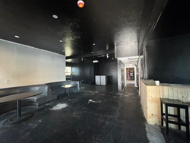 64 Dewey St, Worcester, MA 01610