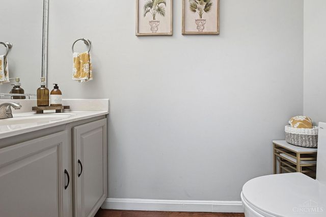 5445 Pine Vista Court, West Chester, OH 45069