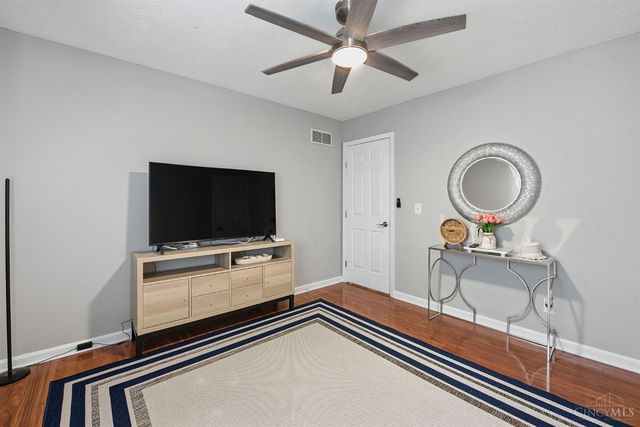 5445 Pine Vista Court, West Chester, OH 45069