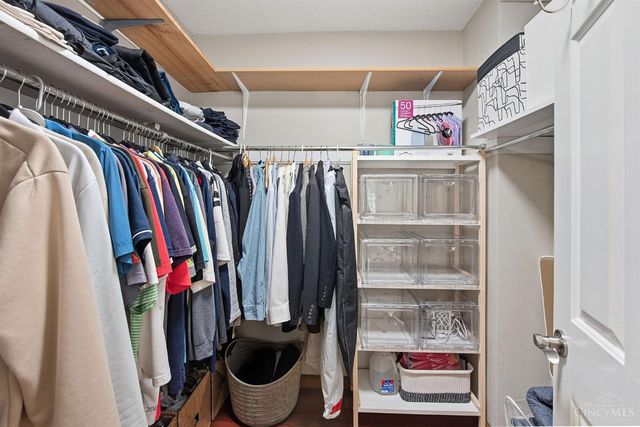 5445 Pine Vista Court, West Chester, OH 45069