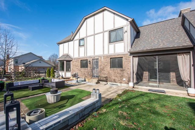 5445 Pine Vista Court, West Chester, OH 45069