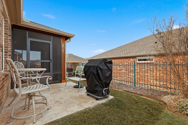 8035 Cool River Drive, Frisco, TX 75036