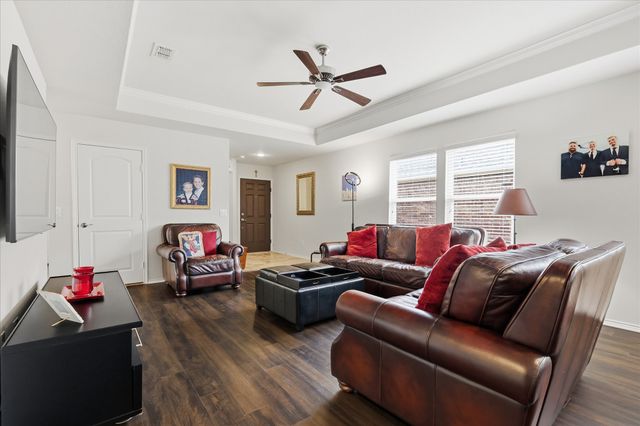 8035 Cool River Drive, Frisco, TX 75036