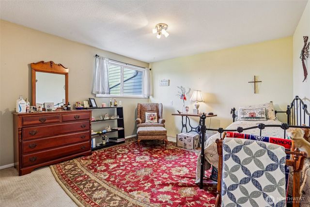 4913 W Sunnyside Boulevard, Marysville, WA 98270