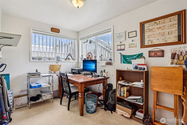 4913 W Sunnyside Boulevard, Marysville, WA 98270