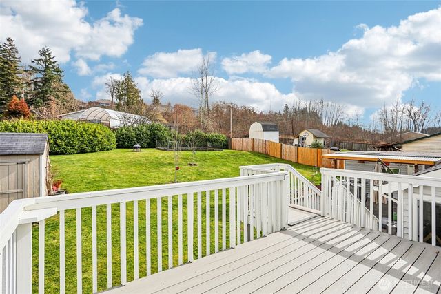 4913 W Sunnyside Boulevard, Marysville, WA 98270