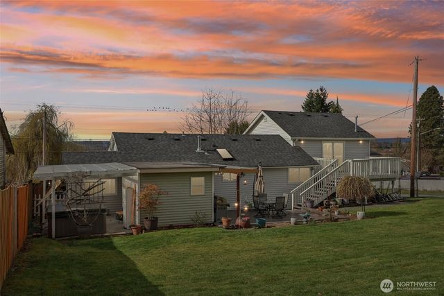 4913 W Sunnyside Boulevard, Marysville, WA 98270