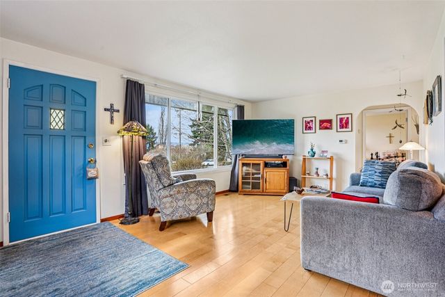 4913 W Sunnyside Boulevard, Marysville, WA 98270