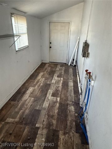 401 E Choctaw Avenue, Sallisaw, OK 74955