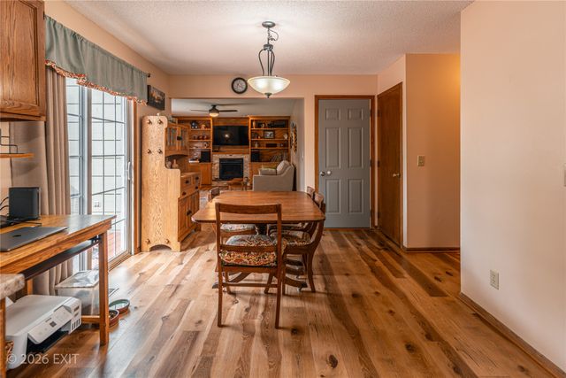 2210 Merle Huff Avenue, Norwalk, IA 50211