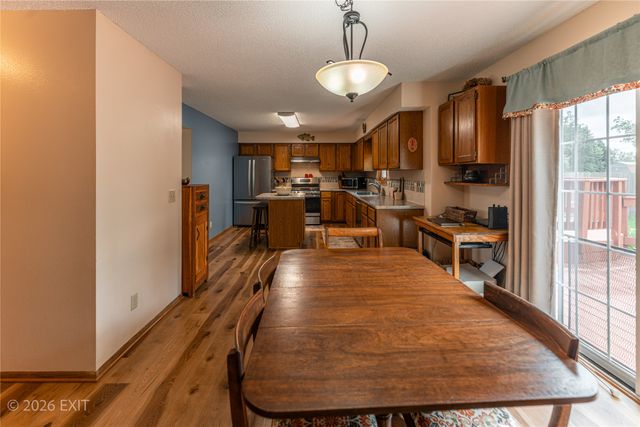 2210 Merle Huff Avenue, Norwalk, IA 50211