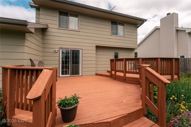 2210 Merle Huff Avenue, Norwalk, IA 50211
