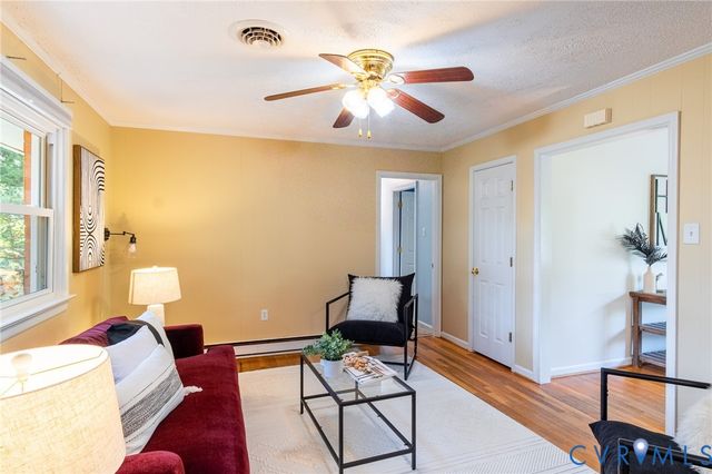 10341 Vineland Rd, North Chesterfield, VA 23235