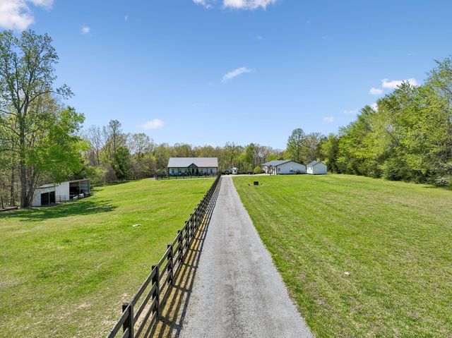 3010 Spencer Mill Rd, Bon Aqua, TN 37025