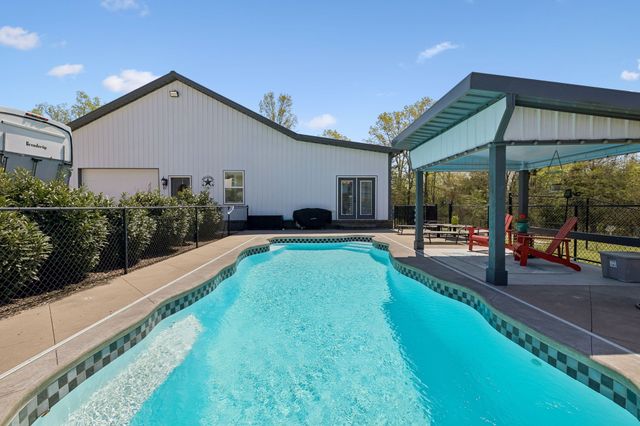 3010 Spencer Mill Rd, Bon Aqua, TN 37025