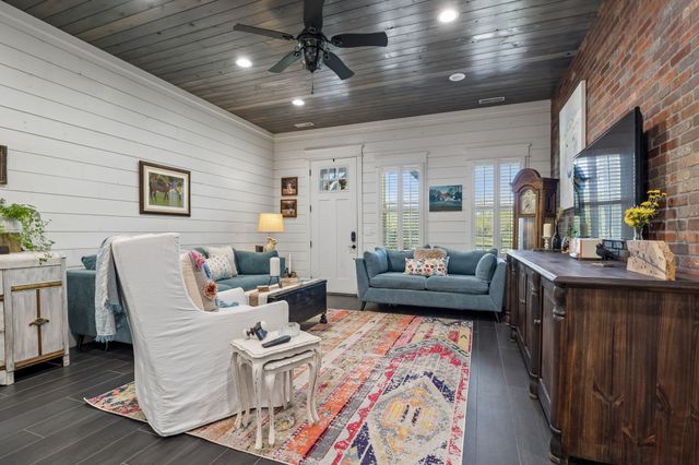 3010 Spencer Mill Rd, Bon Aqua, TN 37025