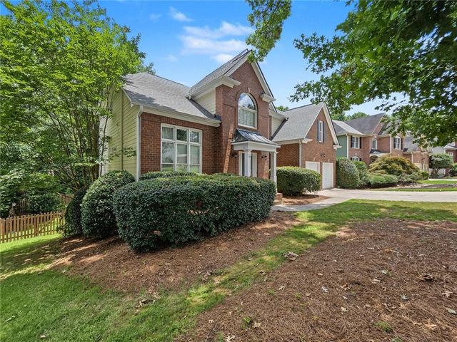 3935 Canterbury Walk Drive, Duluth, GA 30097