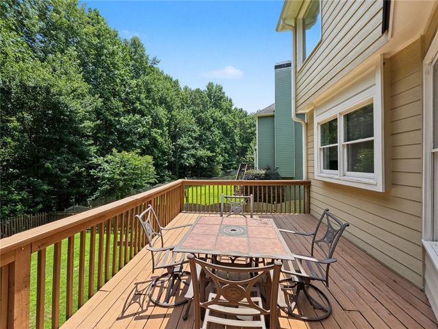 3935 Canterbury Walk Drive, Duluth, GA 30097
