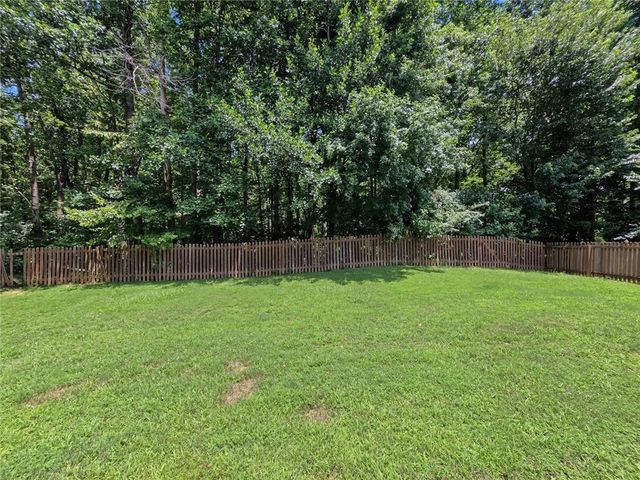 3935 Canterbury Walk Drive, Duluth, GA 30097