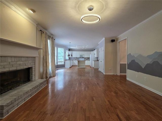 3935 Canterbury Walk Drive, Duluth, GA 30097