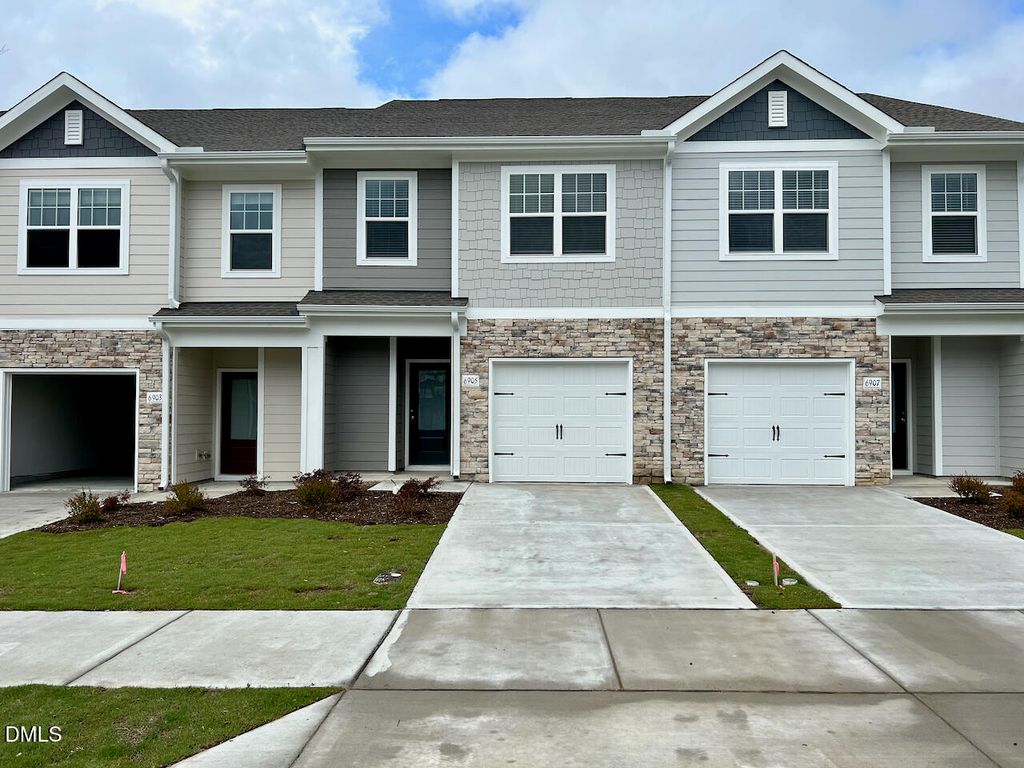 6905 Outfall Point Lane, Raleigh, NC 27616