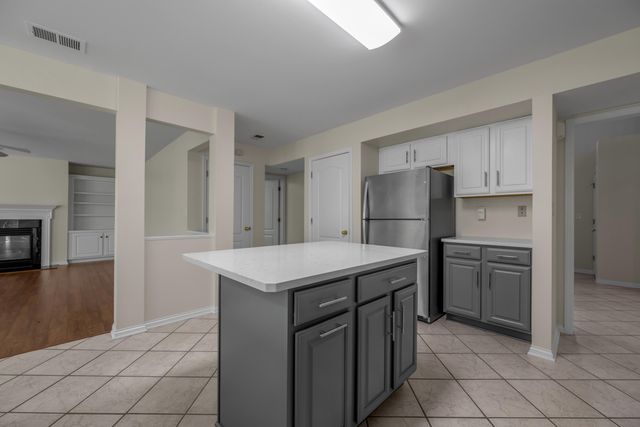 2204 Burns Court, Lexington, KY 40513