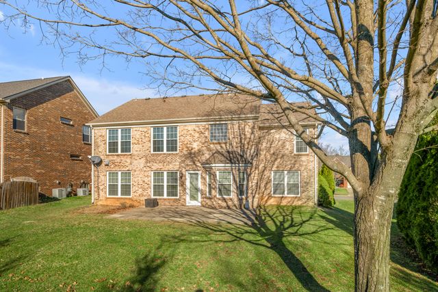2204 Burns Court, Lexington, KY 40513
