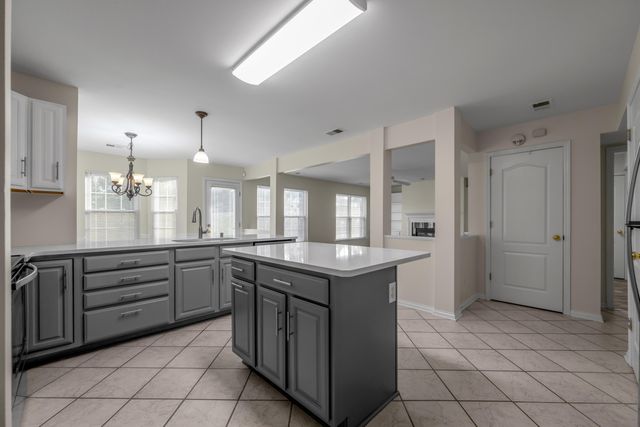 2204 Burns Court, Lexington, KY 40513