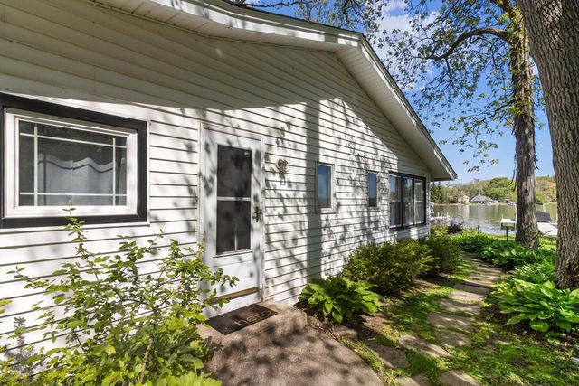 354 Indian Point ROAD, Twin Lakes, WI 53181