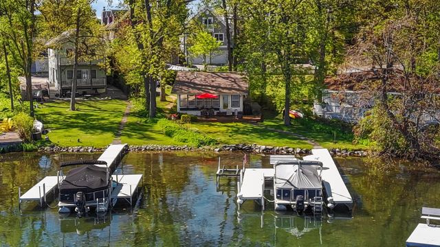 354 Indian Point ROAD, Twin Lakes, WI 53181