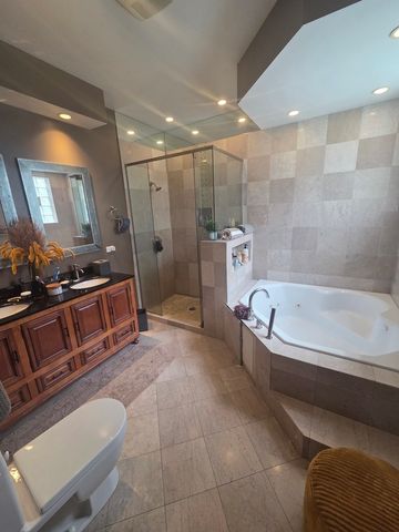 5836 S Prairie Avenue 3, Chicago, IL 60637