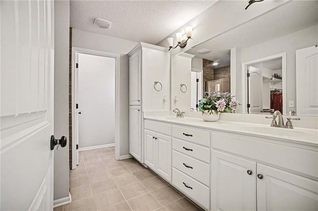 11224 Cernech Road, Kansas City, KS 66109