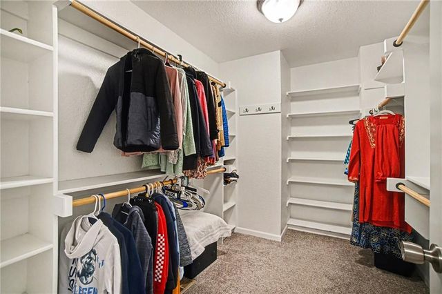 11224 Cernech Road, Kansas City, KS 66109