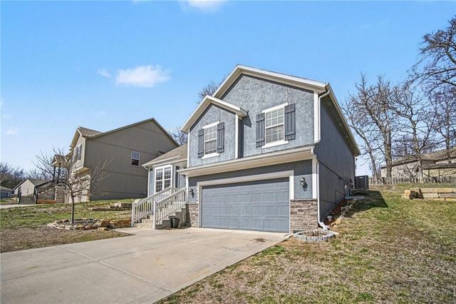 11224 Cernech Road, Kansas City, KS 66109