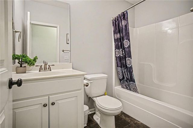 11224 Cernech Road, Kansas City, KS 66109