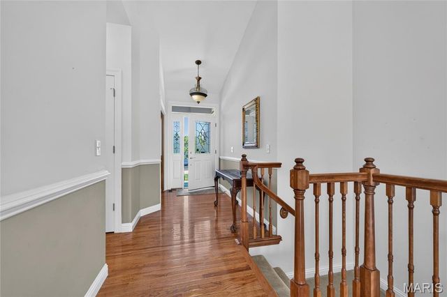115 Long And Winding Road, St Peters, MO 63376
