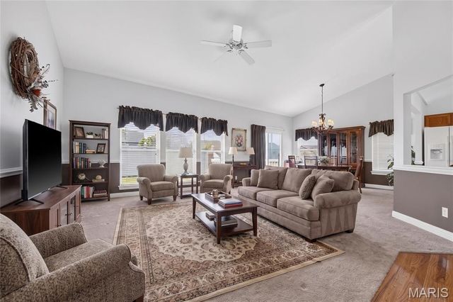 115 Long And Winding Road, St Peters, MO 63376