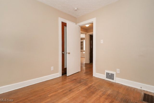 3554 Raymont Boulevard, University Heights, OH 44118