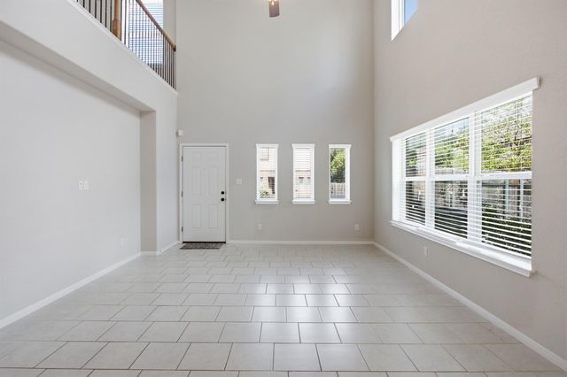 2304 S Lakeline BLVD 384, Cedar Park, TX 78613