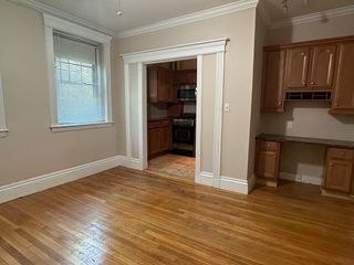 31 Queensberry St. 6, Boston, MA 02215