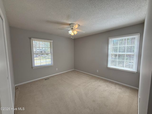 211 Tartan Trail, Southern Pines, NC 28387