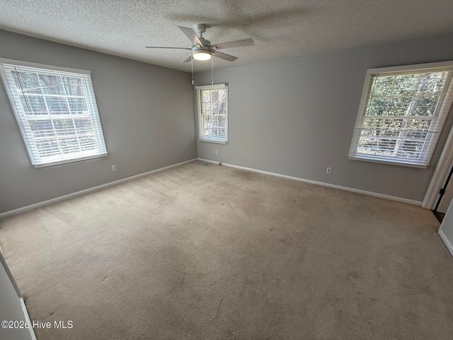 211 Tartan Trail, Southern Pines, NC 28387